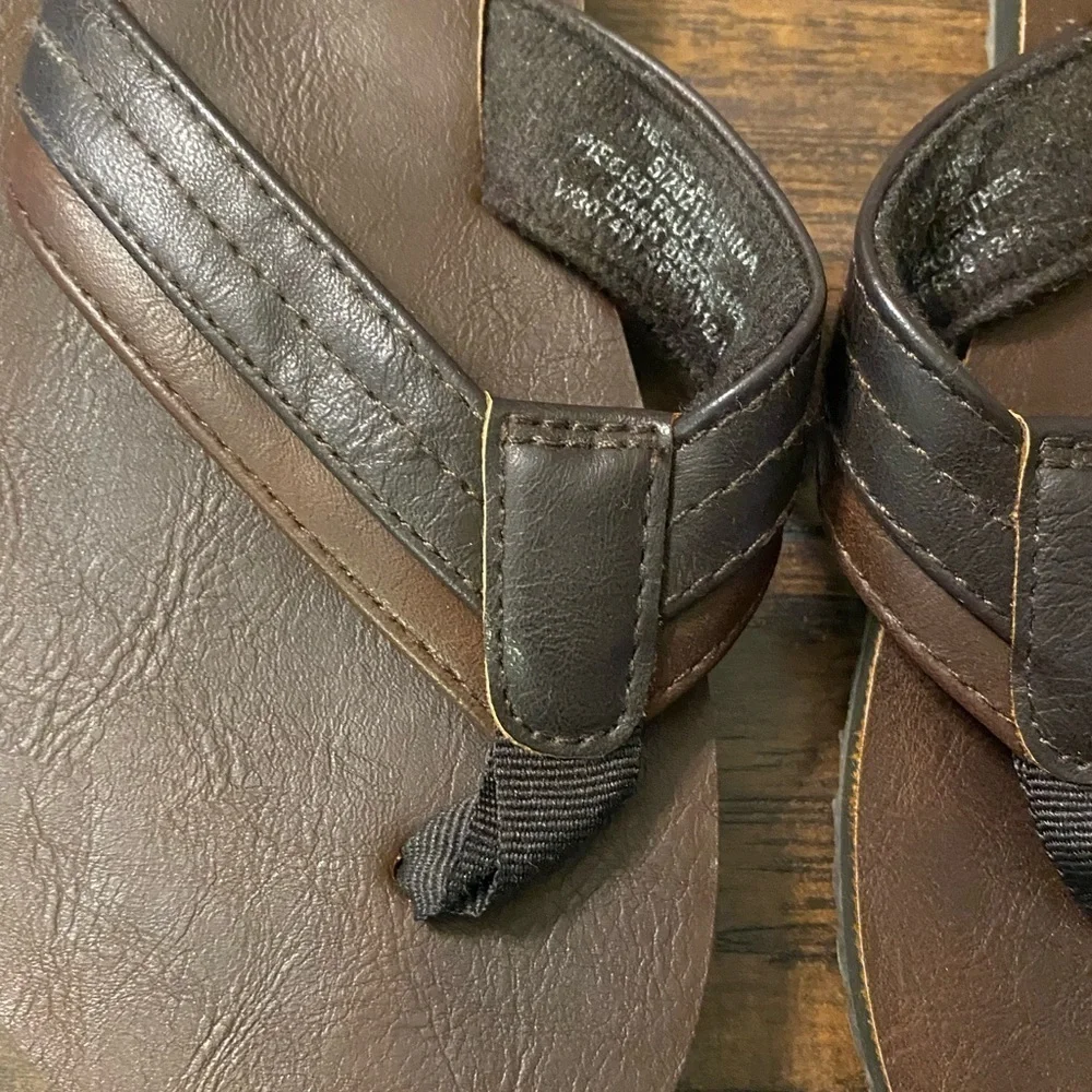 Old Navy Boys Brown Faux Leather Sandals, Size 12/13